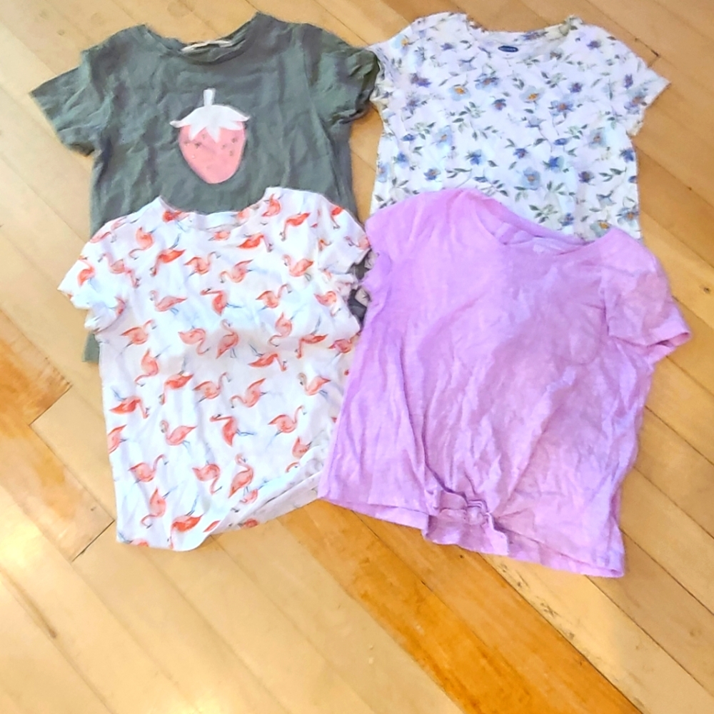 Tees (lot of 4)